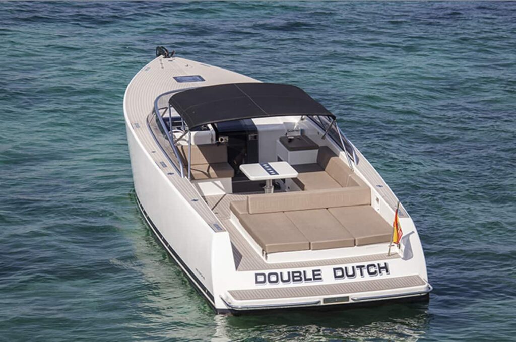 Van-Dutch-40-navegando